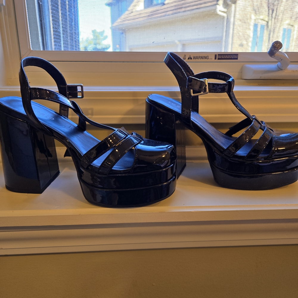 Torrid Black Patent Platform Heels